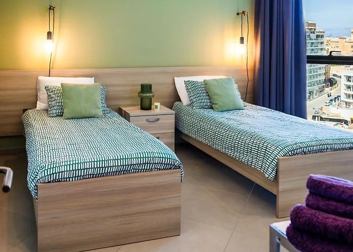 Luxury 2 Bedroom Apartment In St Julians