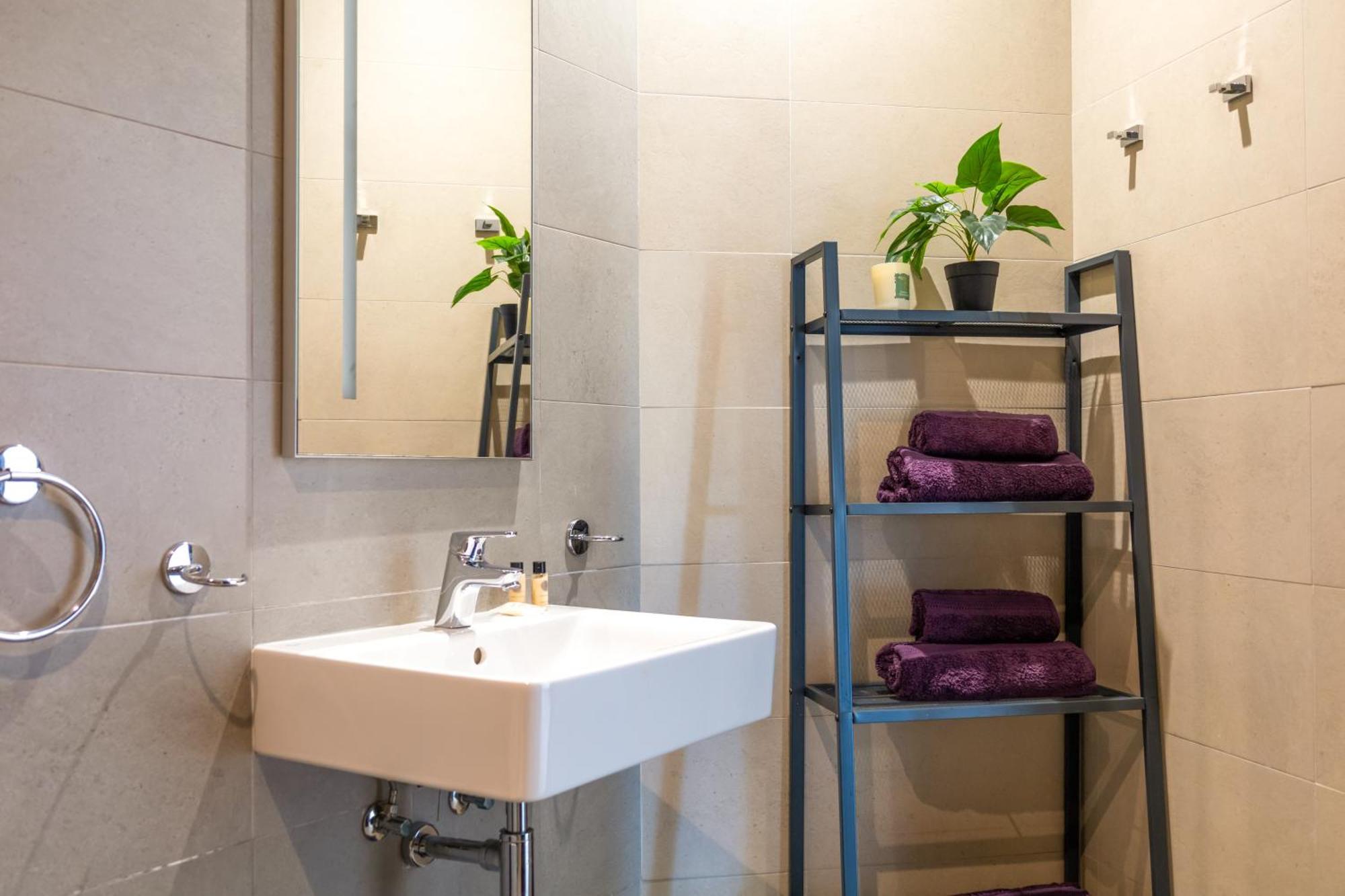 Luxury 2 Bedroom In St Julians *